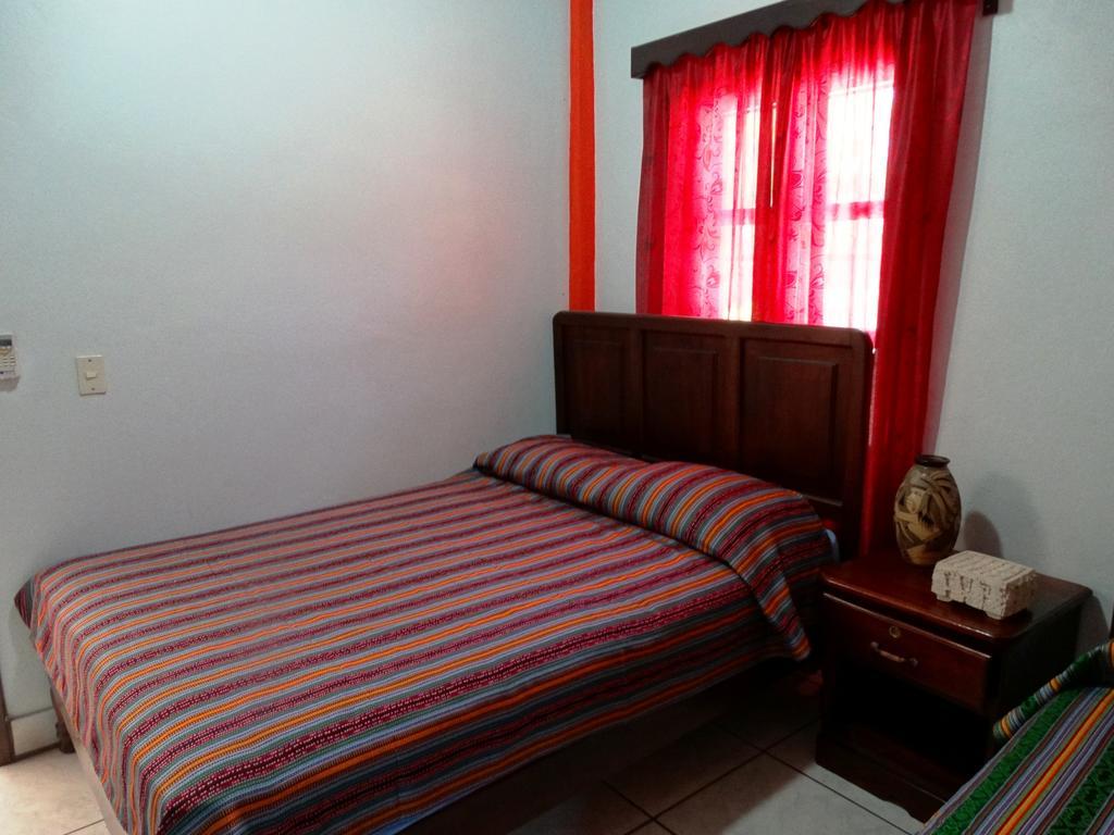 Hotel & Hostal Yaxkin Copán Εξωτερικό φωτογραφία